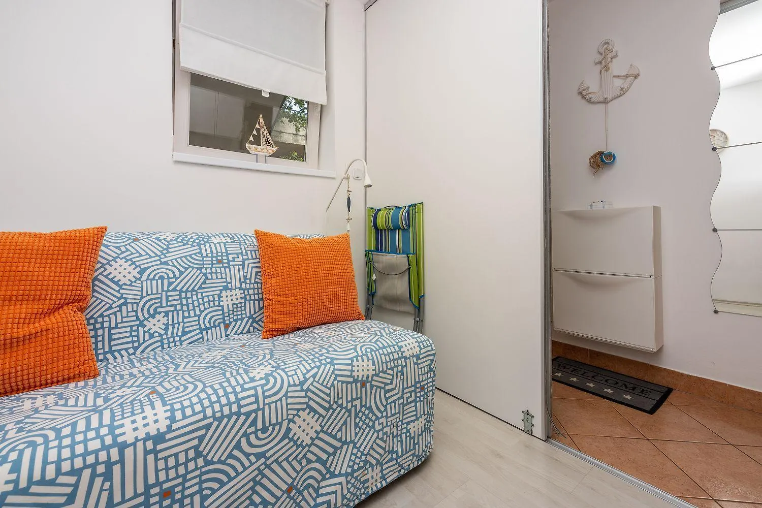 Malerisches Apartment Nur 50 Meter Zum Strand Mit Privatem Balkon, Wifi, Privatparkplatz Selce Croatia
