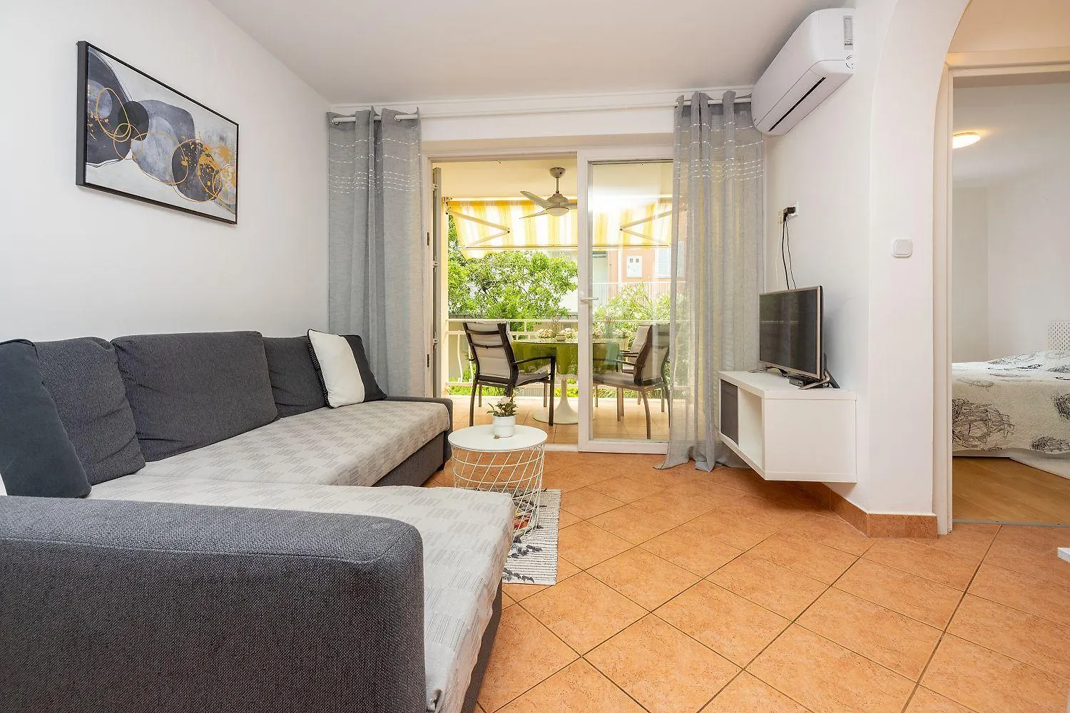 Malerisches Apartment Nur 50 Meter Zum Strand Mit Privatem Balkon, Wifi, Privatparkplatz Selce 0*,