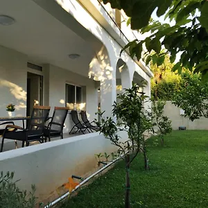 Olive Apartment