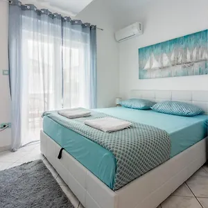 Tena Apartment